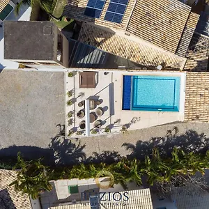 https://poucos-metros-do-mar-casa-ampla-e-completa-4-suites-com.cabofriohotels.org